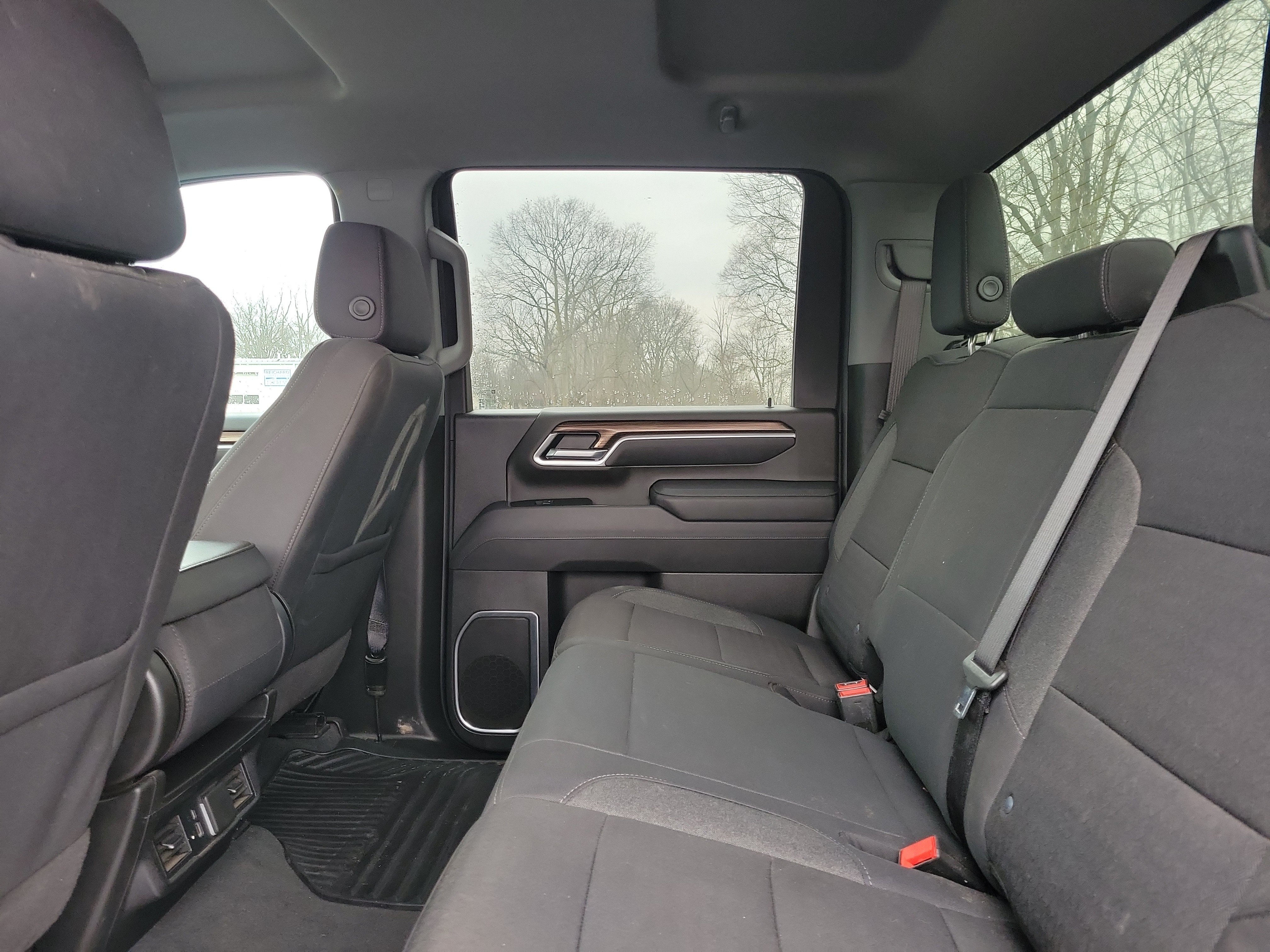 Used 2025 Chevrolet Silverado 2500 LT w/ Safety Package AWD/4WD image 11