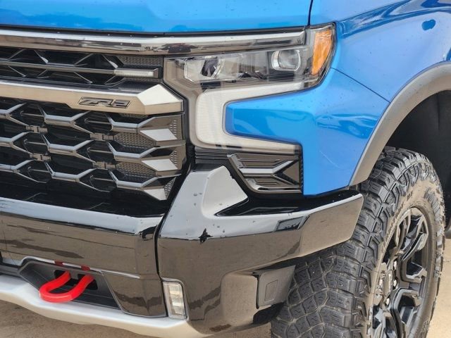 Used 2023 Chevrolet Silverado 1500 ZR2 w/ Technology Package image 16