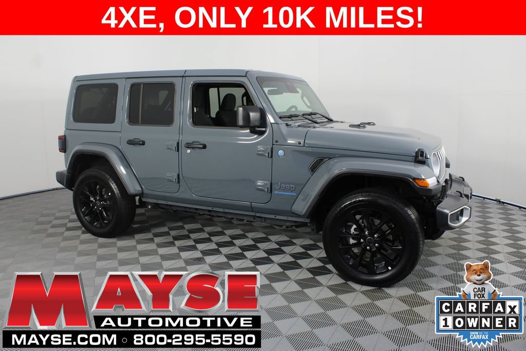 Used 2025 Jeep Wrangler Unlimited Sahara w/ Safety Group