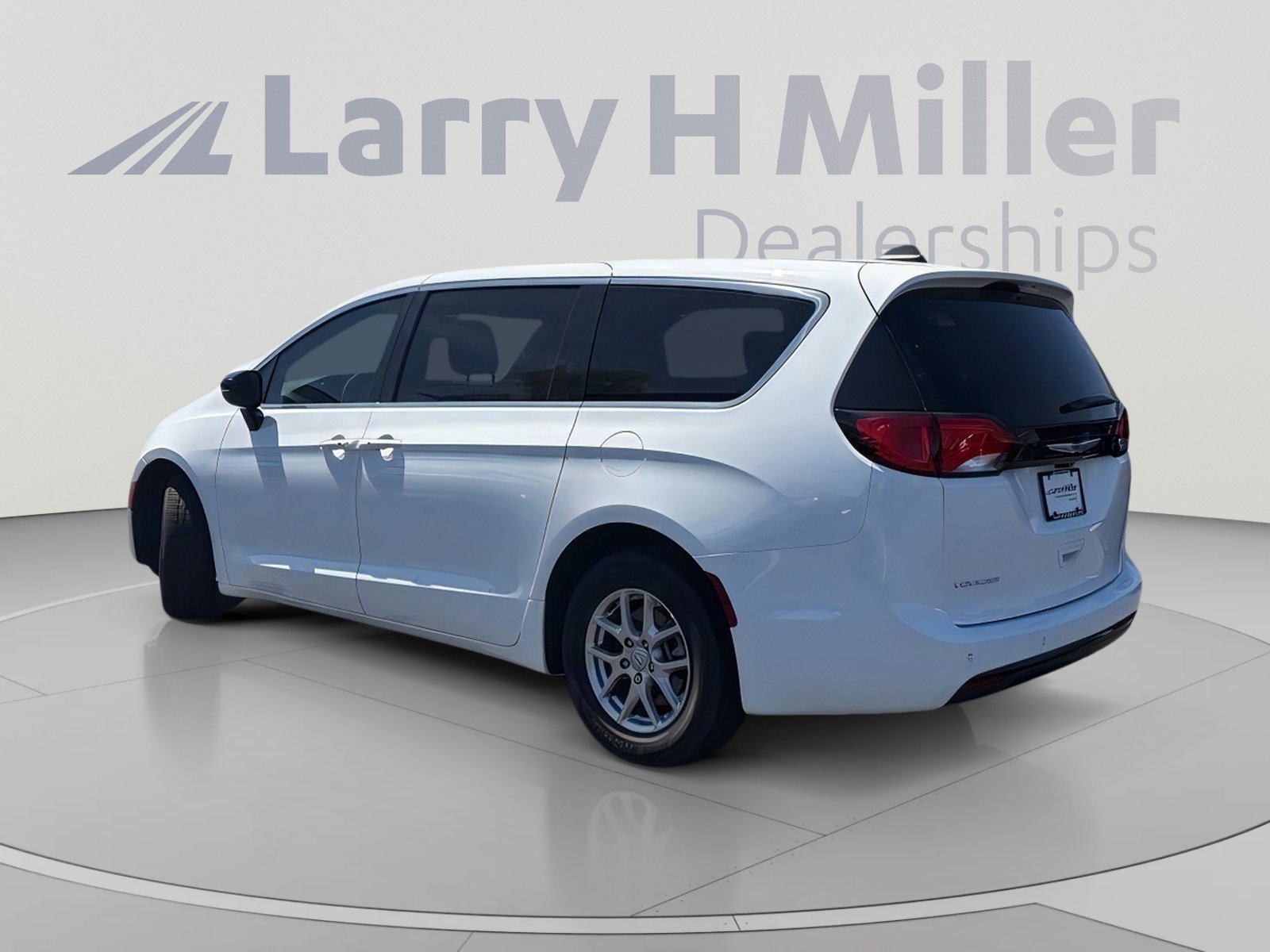 New 2026 Chrysler Voyager LX FWD image 3