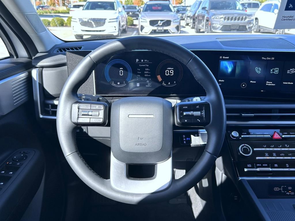 Used 2025 Hyundai Santa Fe SE image 13