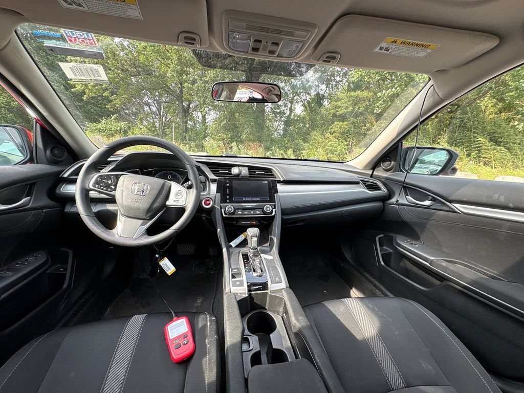 Used 2018 Honda Civic EX image 9