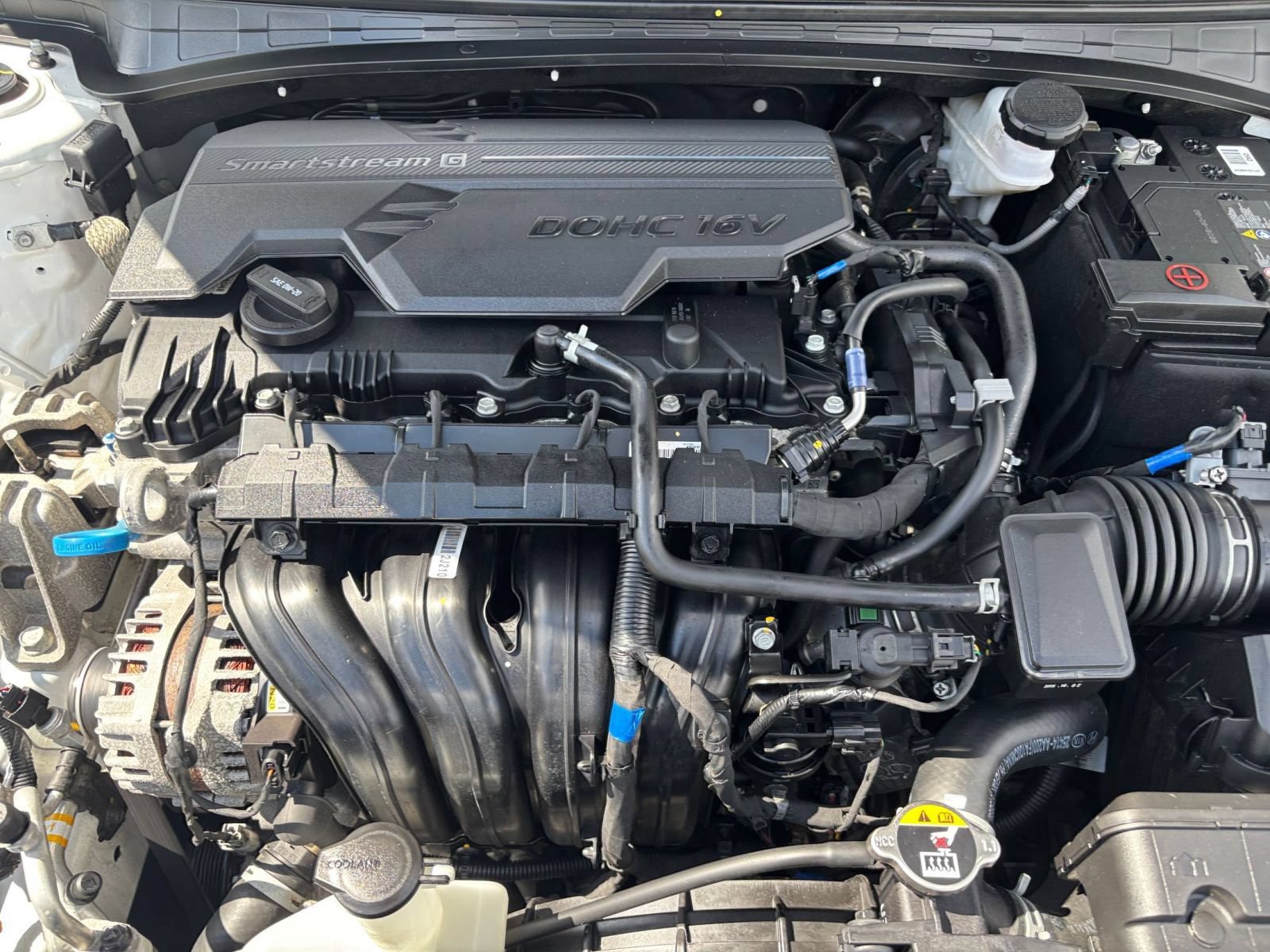 Used 2026 Hyundai Elantra Sport FWD image 28