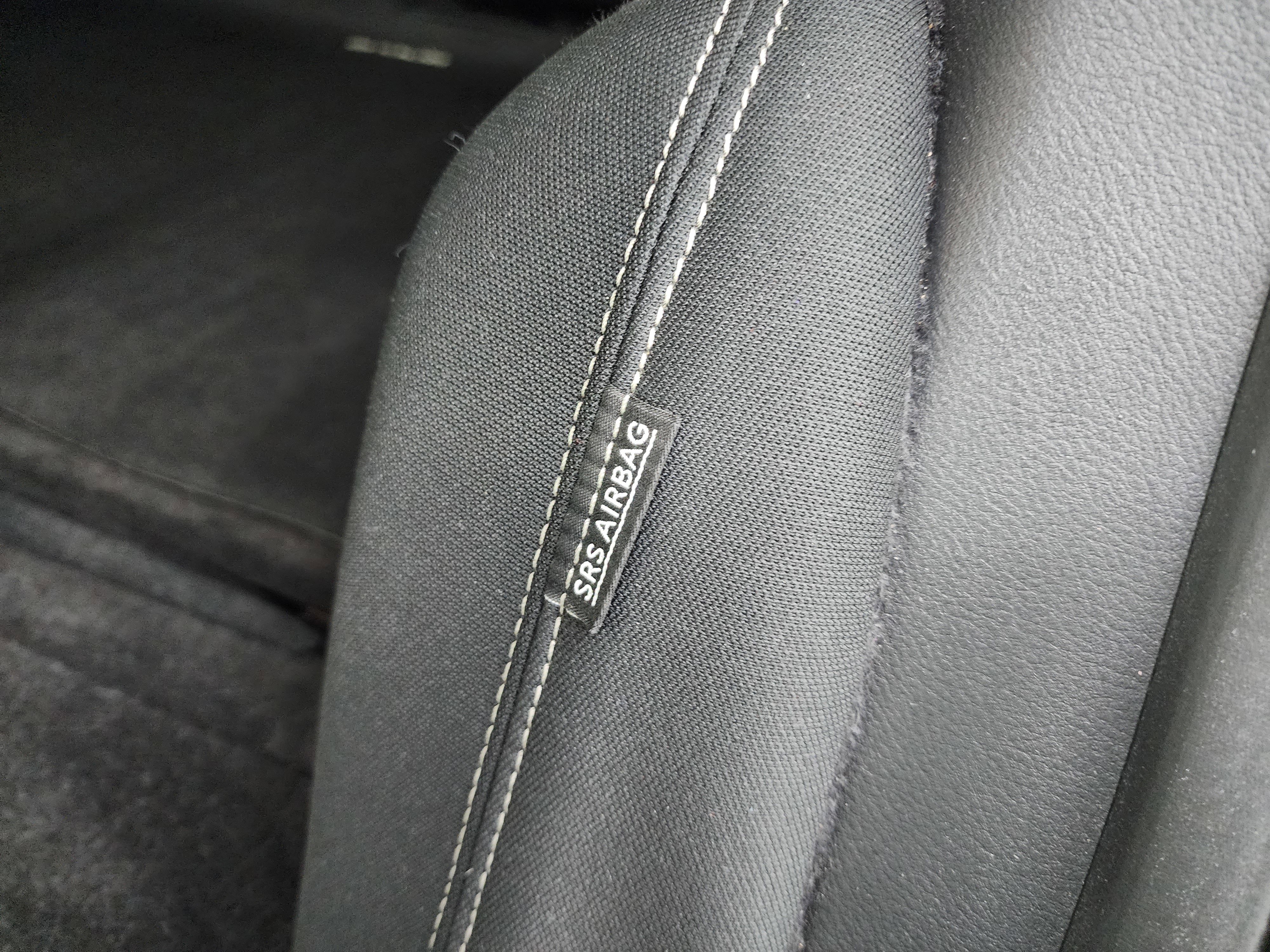 Used 2023 Nissan Rogue SV image 34