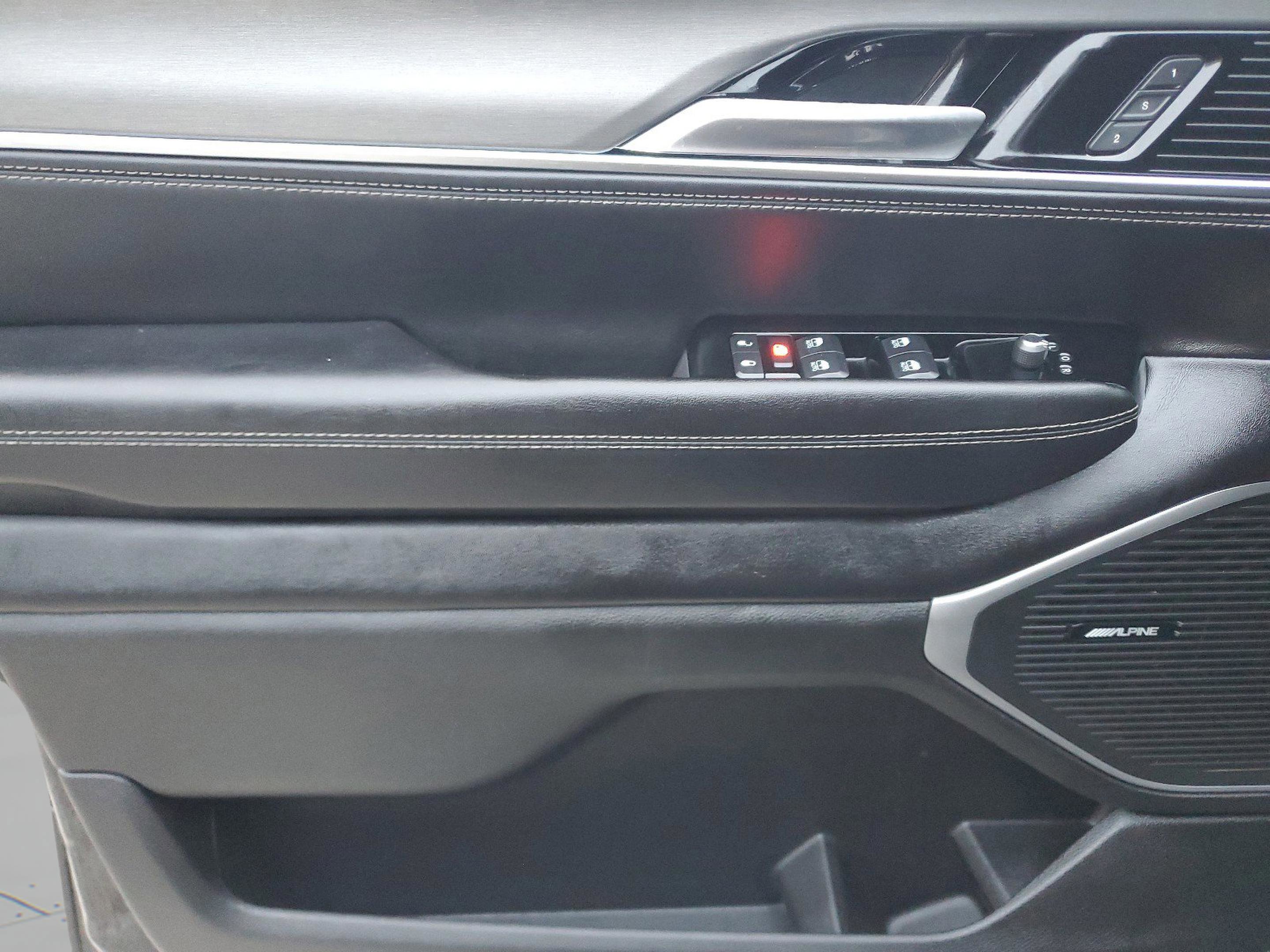 Used 2023 Jeep Wagoneer Series II image 15