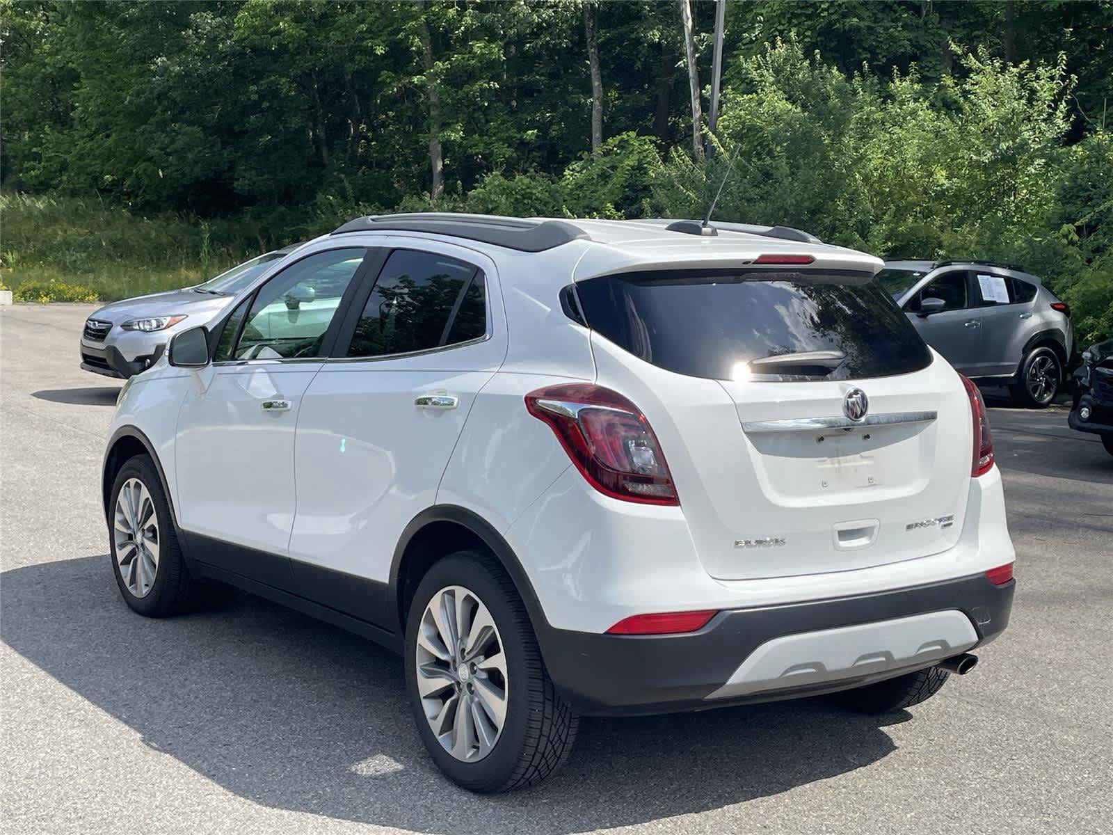 Used 2018 Buick Encore Preferred AWD/4WD image 3