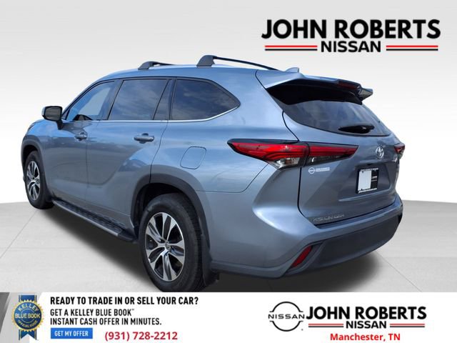 Used 2021 Toyota Highlander XLE image 16