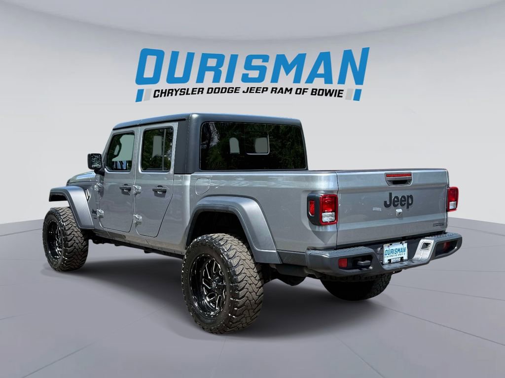 Used 2020 Jeep Gladiator Sport w/ Quick Order Package 24S AWD/4WD image 4