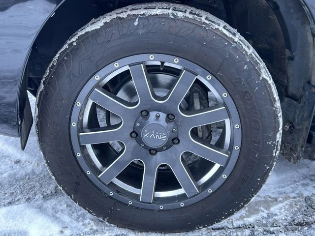 Used 2020 Toyota Sequoia Platinum image 35