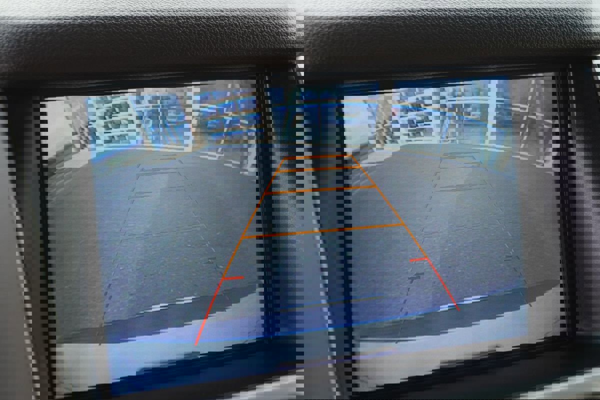 Used 2017 GMC Yukon SLT w/ Open Road Package image 40