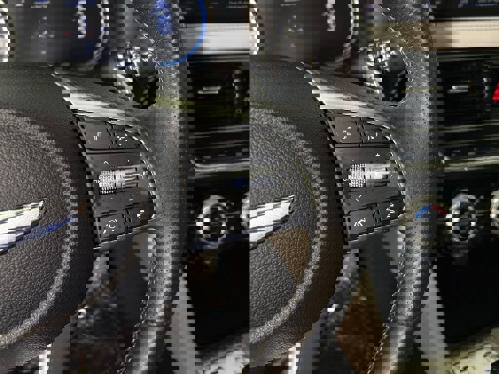 Used 2023 Genesis G70 3.3T w/ Sport Prestige Package image 21