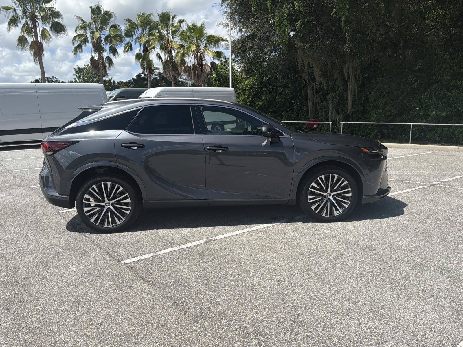 Used 2024 Lexus RX 350 Premium Plus w/ Convenience Package FWD image 3