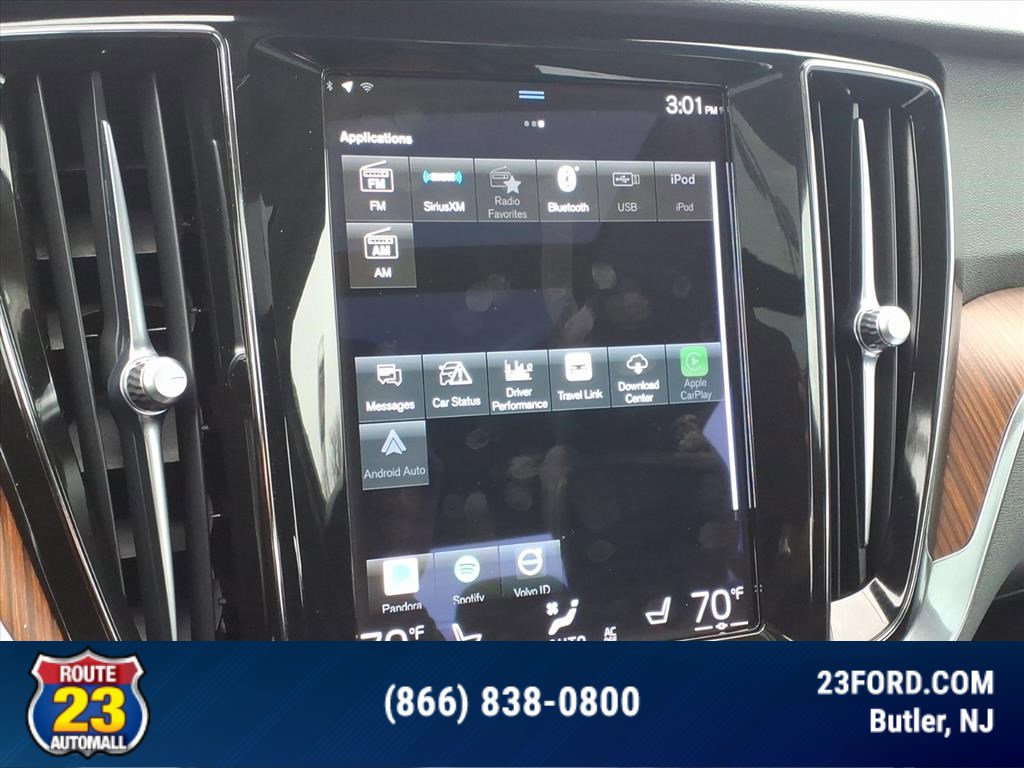 Used 2021 Volvo S60 T6 Momentum image 18