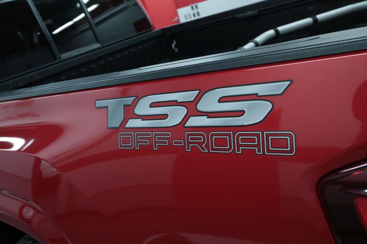 Used 2023 Toyota Tacoma SR AWD/4WD image 40