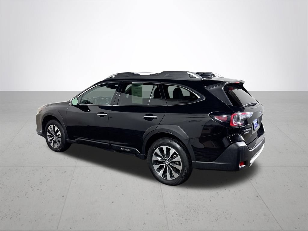 Used 2024 Subaru Outback Touring XT AWD/4WD image 8