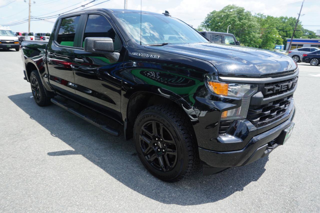 Used 2022 Chevrolet Silverado 1500 Custom AWD/4WD image 4