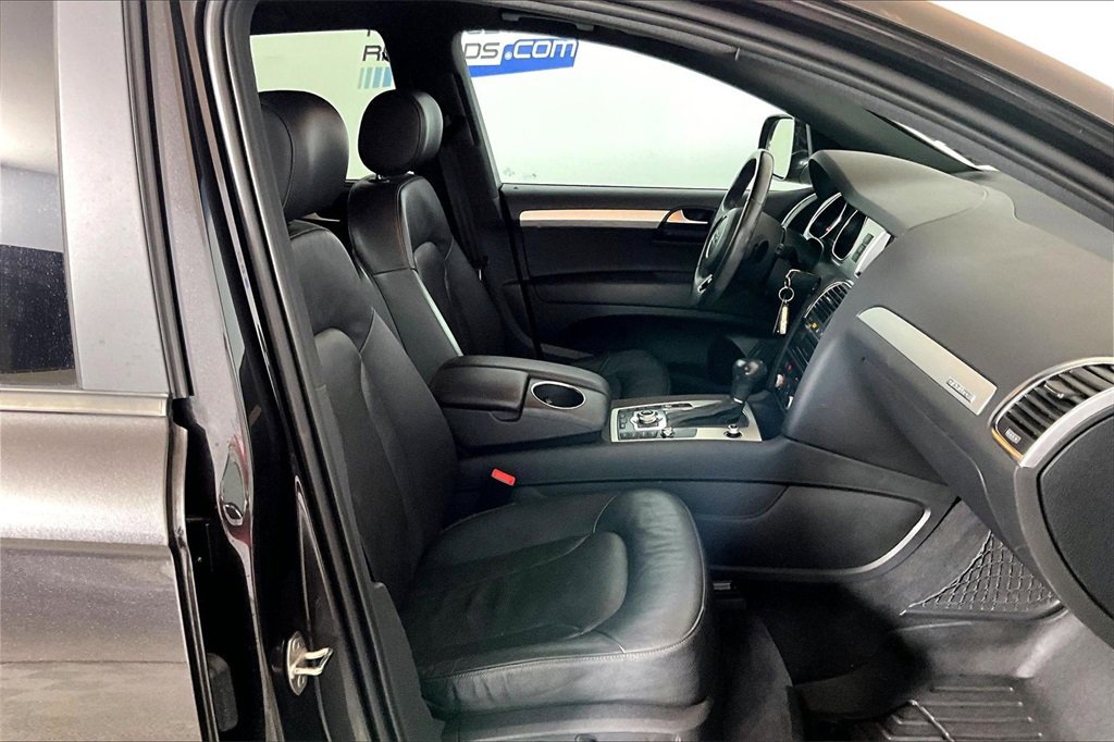 Used 2014 Audi Q7 3.0T S line Prestige w/ S Line Package image 6