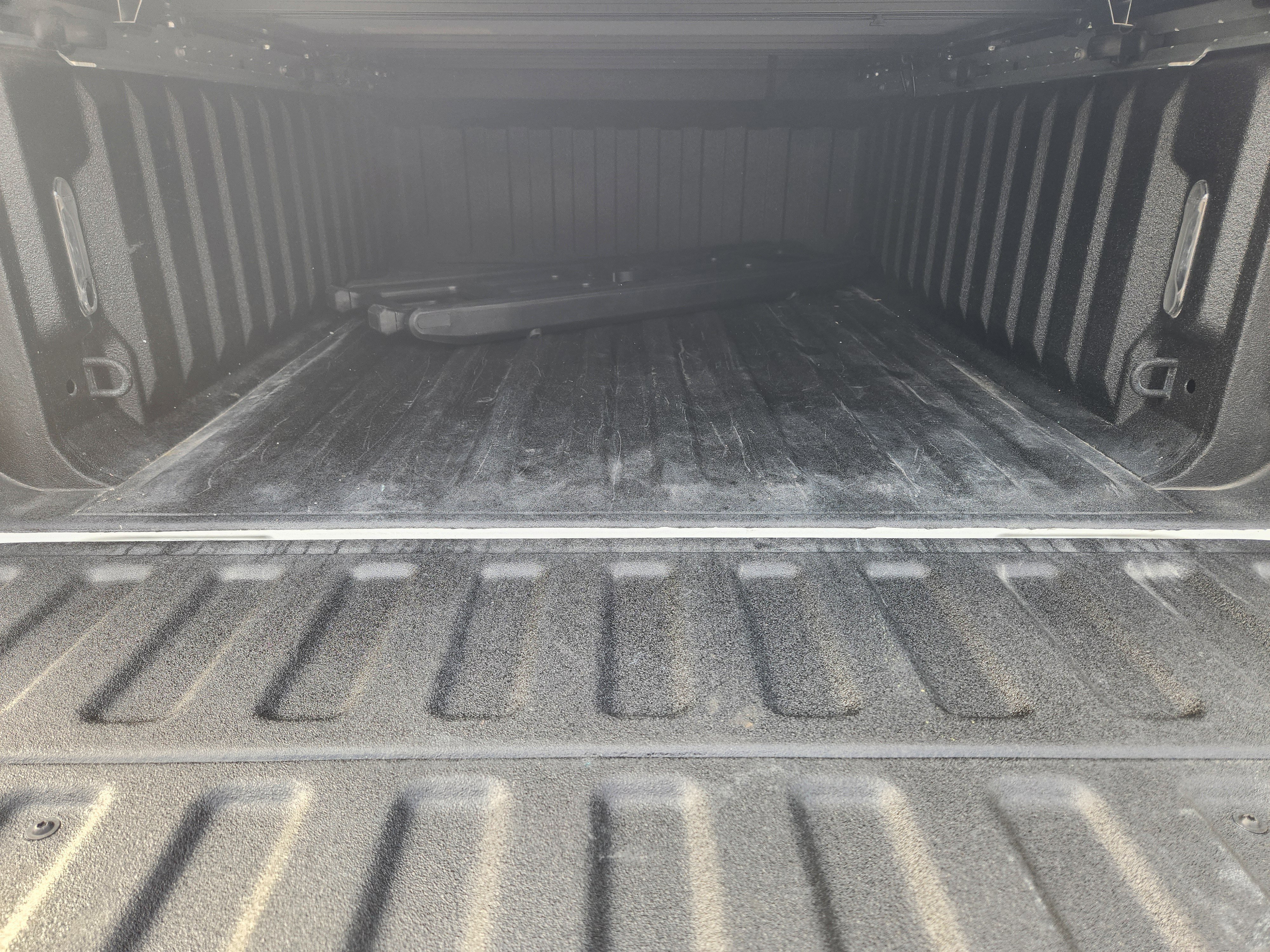 Used 2021 RAM 1500 Limited w/ Bed Utility Group image 32