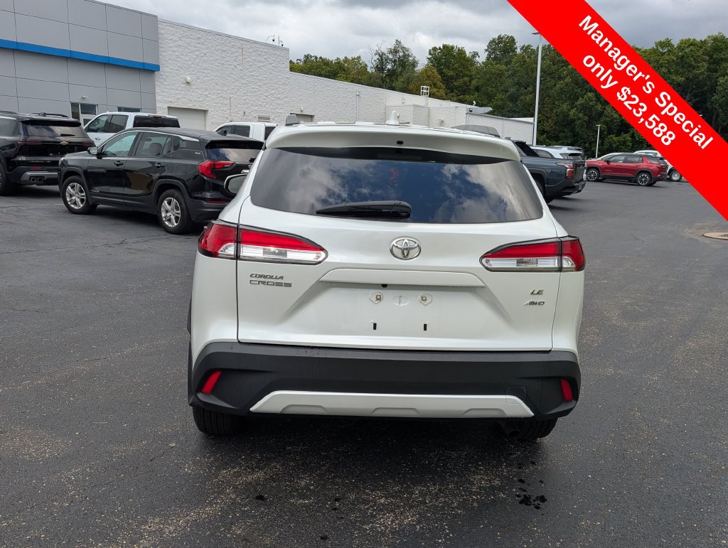 Used 2022 Toyota Corolla Cross LE AWD/4WD image 6