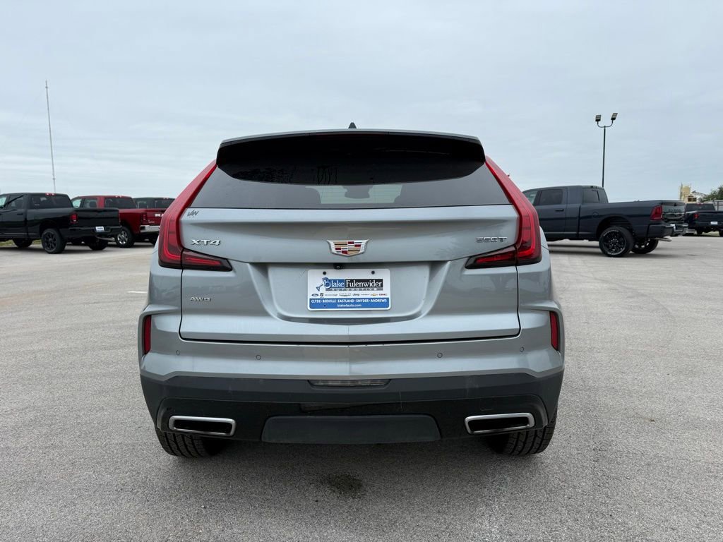 Used 2024 Cadillac XT4 Premium Luxury AWD/4WD image 4
