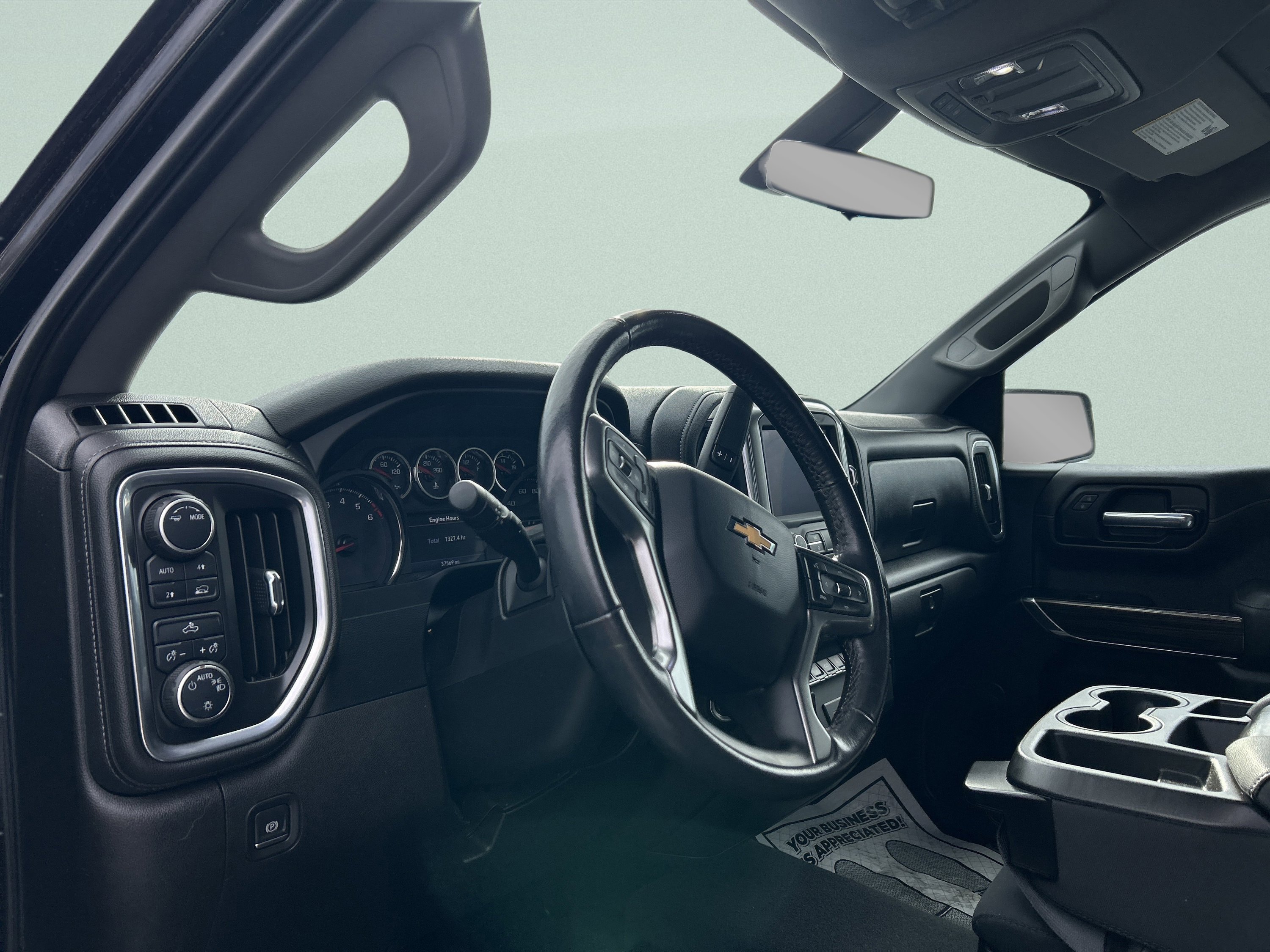 Used 2022 Chevrolet Silverado 1500 LT image 13