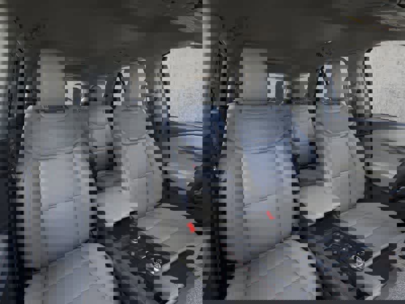 New 2026 Ford Explorer Active w/ Active Comfort Package image 10