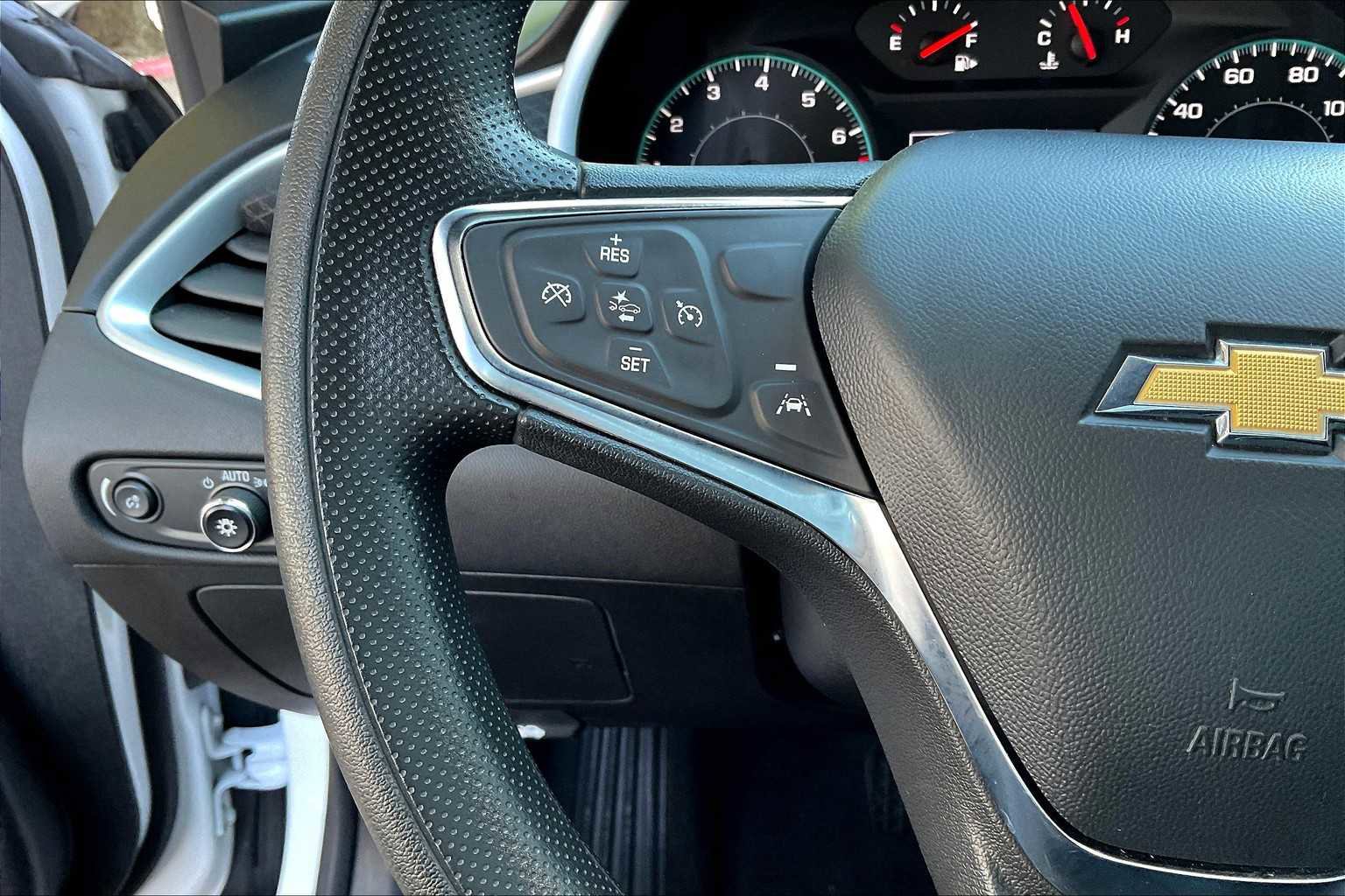 Used 2023 Chevrolet Malibu LS image 21