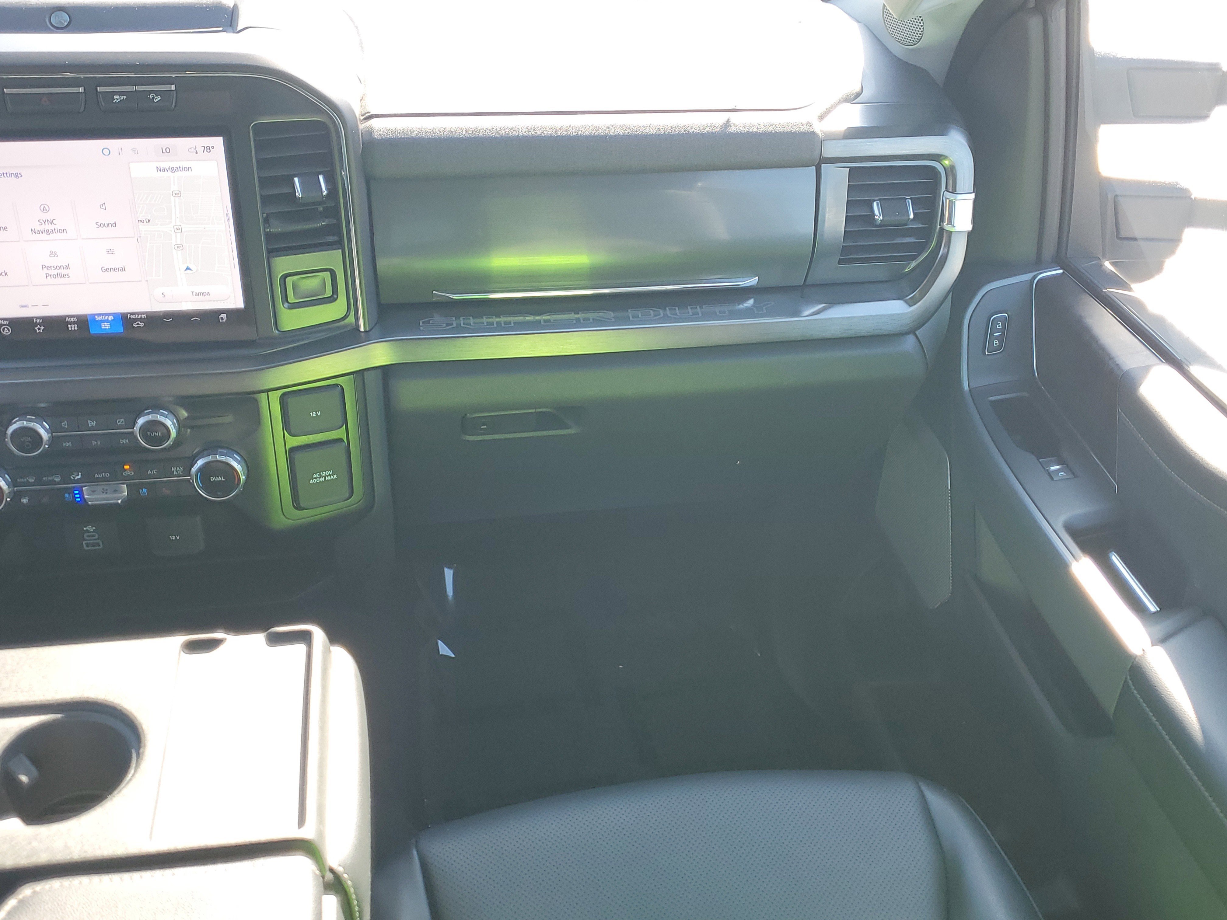 Used 2024 Ford F250 Lariat w/ Sport Appearance Package image 13