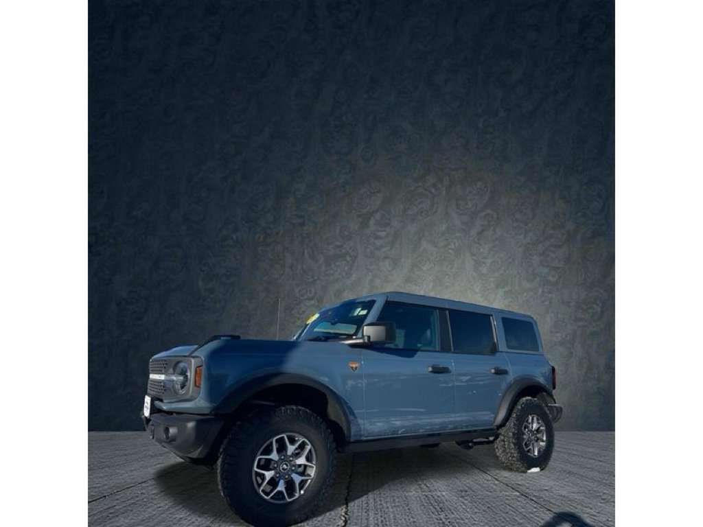 Used 2025 Ford Bronco Badlands image 10