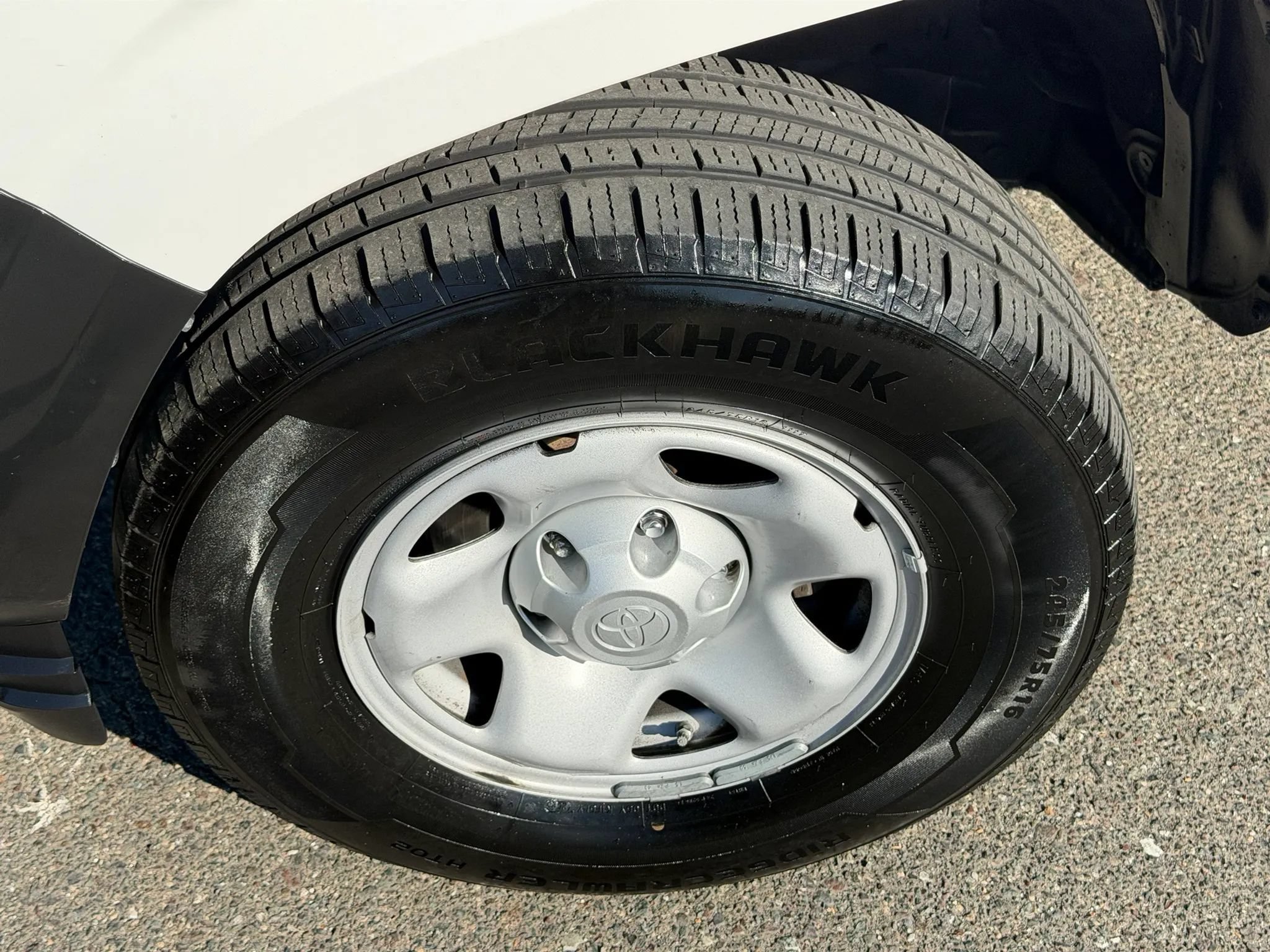 Used 2022 Toyota Tacoma SR RWD image 12