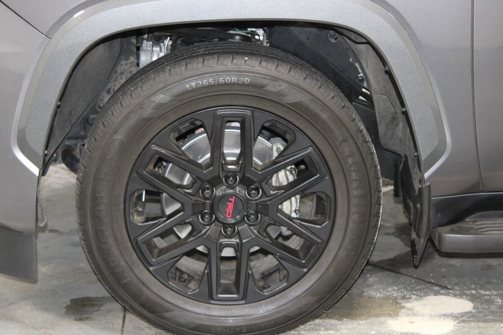 Used 2024 Toyota Sequoia SR5 w/ SR5 Premium Package AWD/4WD image 18