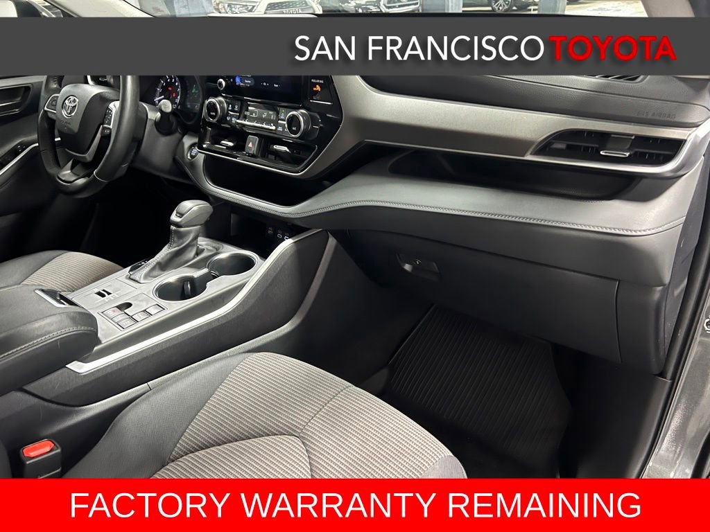 Used 2023 Toyota Highlander LE FWD image 20