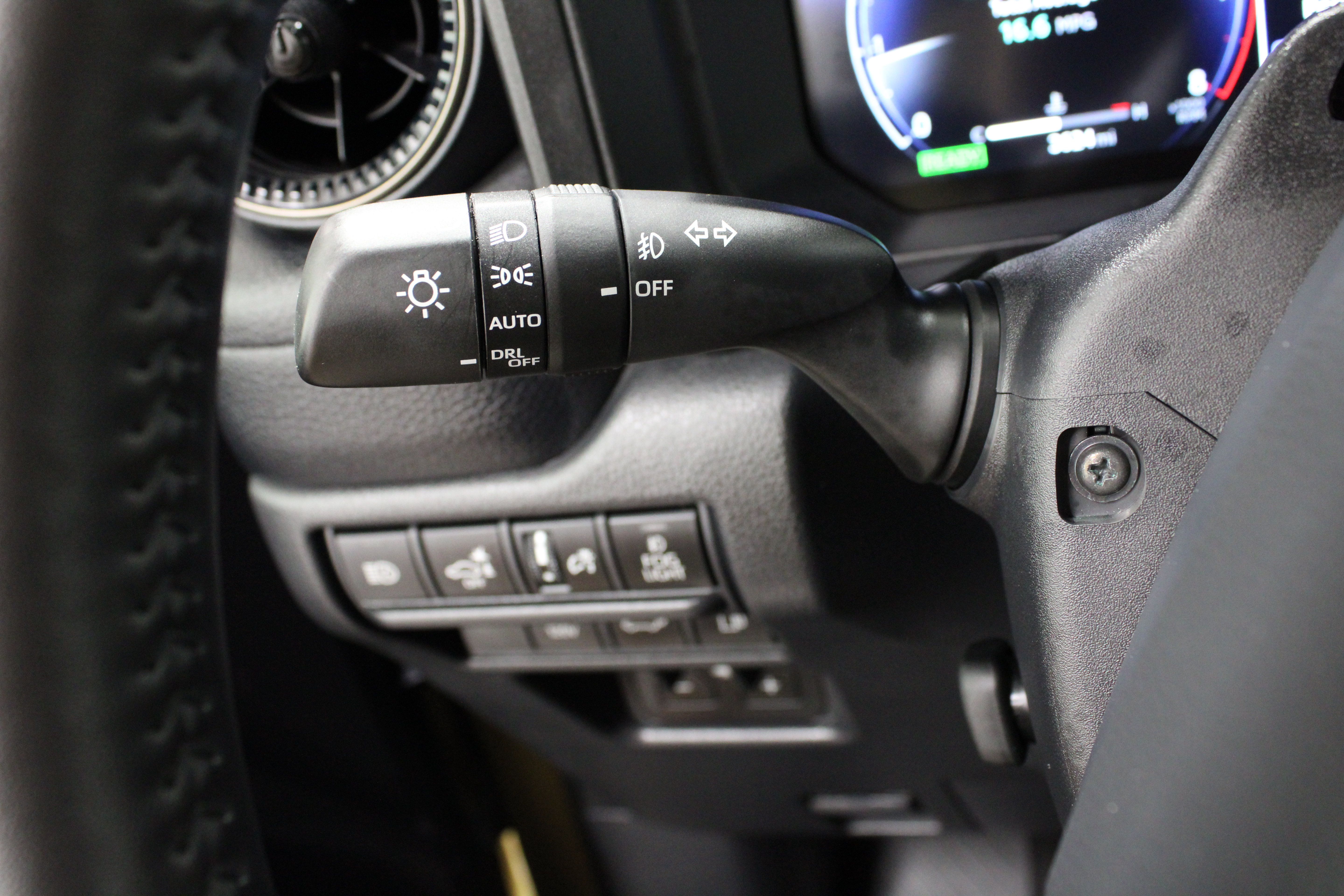 Used 2025 Toyota Land Cruiser w/ Premium Package AWD/4WD image 28