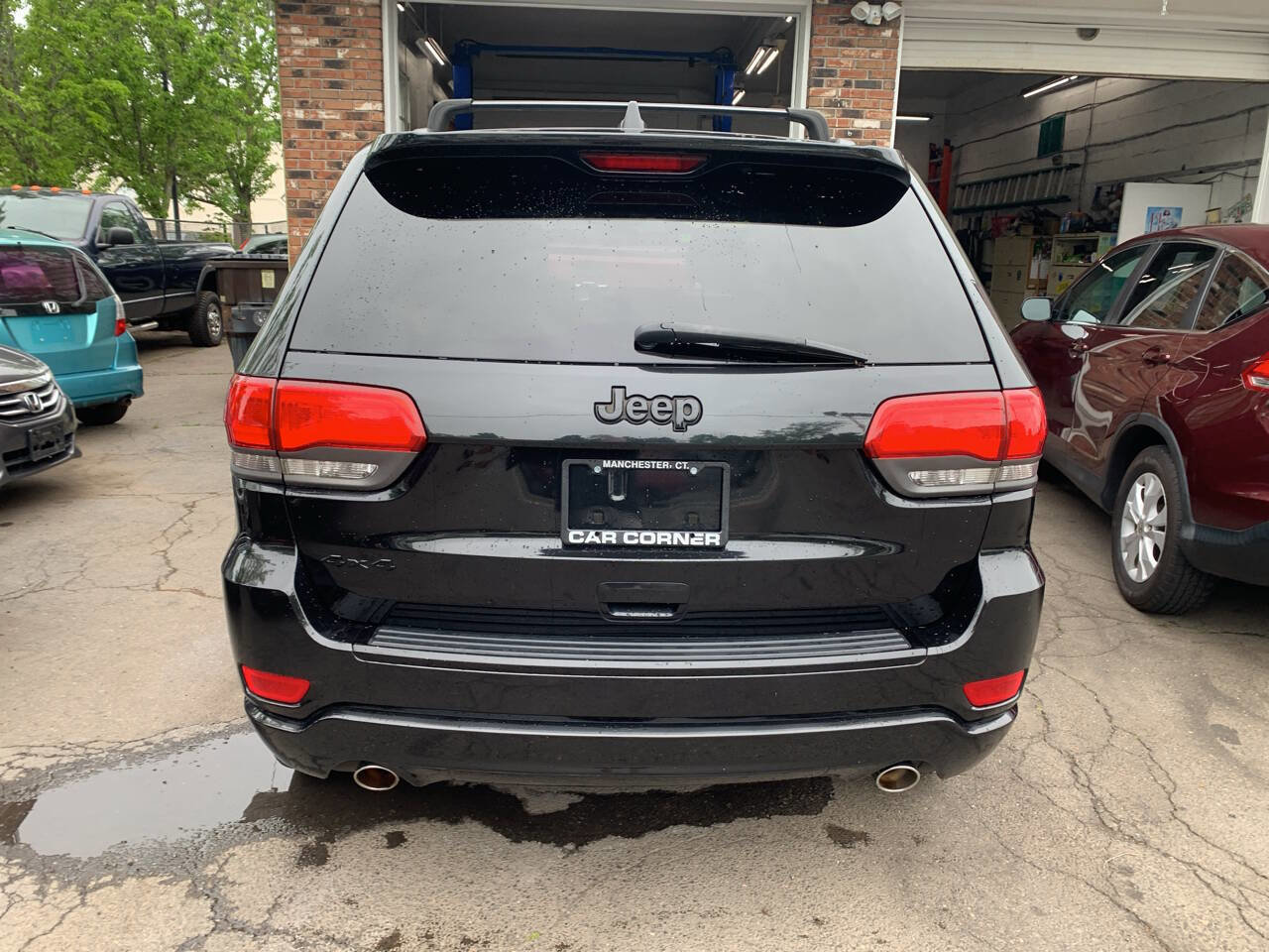 Used 2014 Jeep Grand Cherokee Altitude AWD/4WD image 5