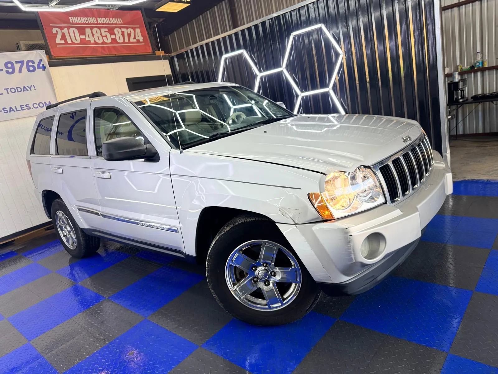 Used 2007 Jeep Grand Cherokee Limited image 13