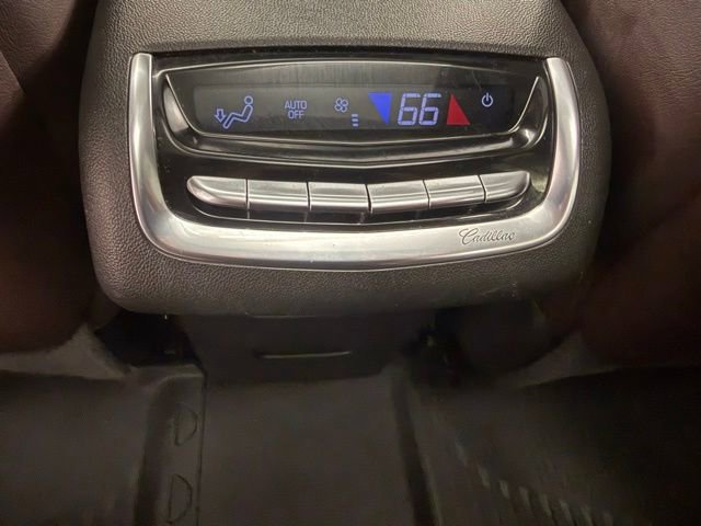 Used 2022 Cadillac XT6 Premium Luxury w/ Technology Package image 13