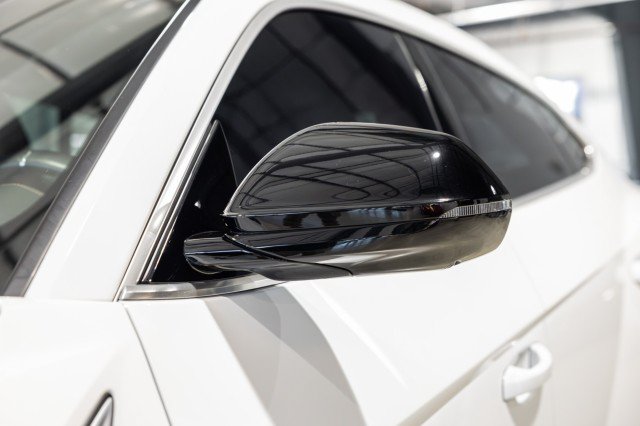 Used 2022 Lamborghini Urus AWD/4WD image 27
