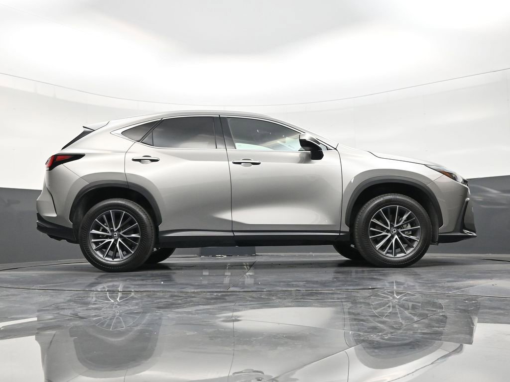 Used 2024 Lexus NX 250 FWD w/ Towing Package (2000 Lbs) image 25