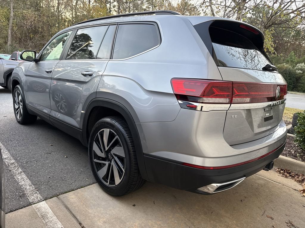 Used 2024 Volkswagen Atlas SE image 5