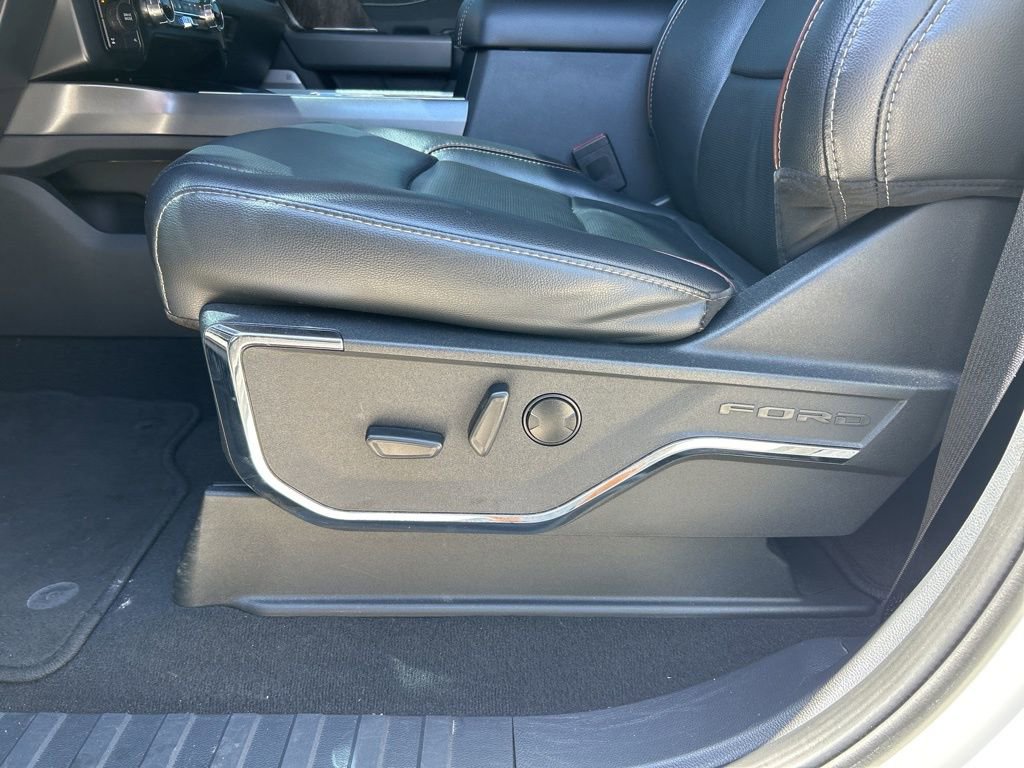 Used 2024 Ford F350 Lariat w/ Lariat Ultimate Package image 16