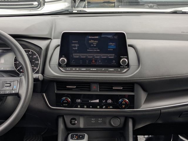 Used 2024 Nissan Rogue SV FWD image 18