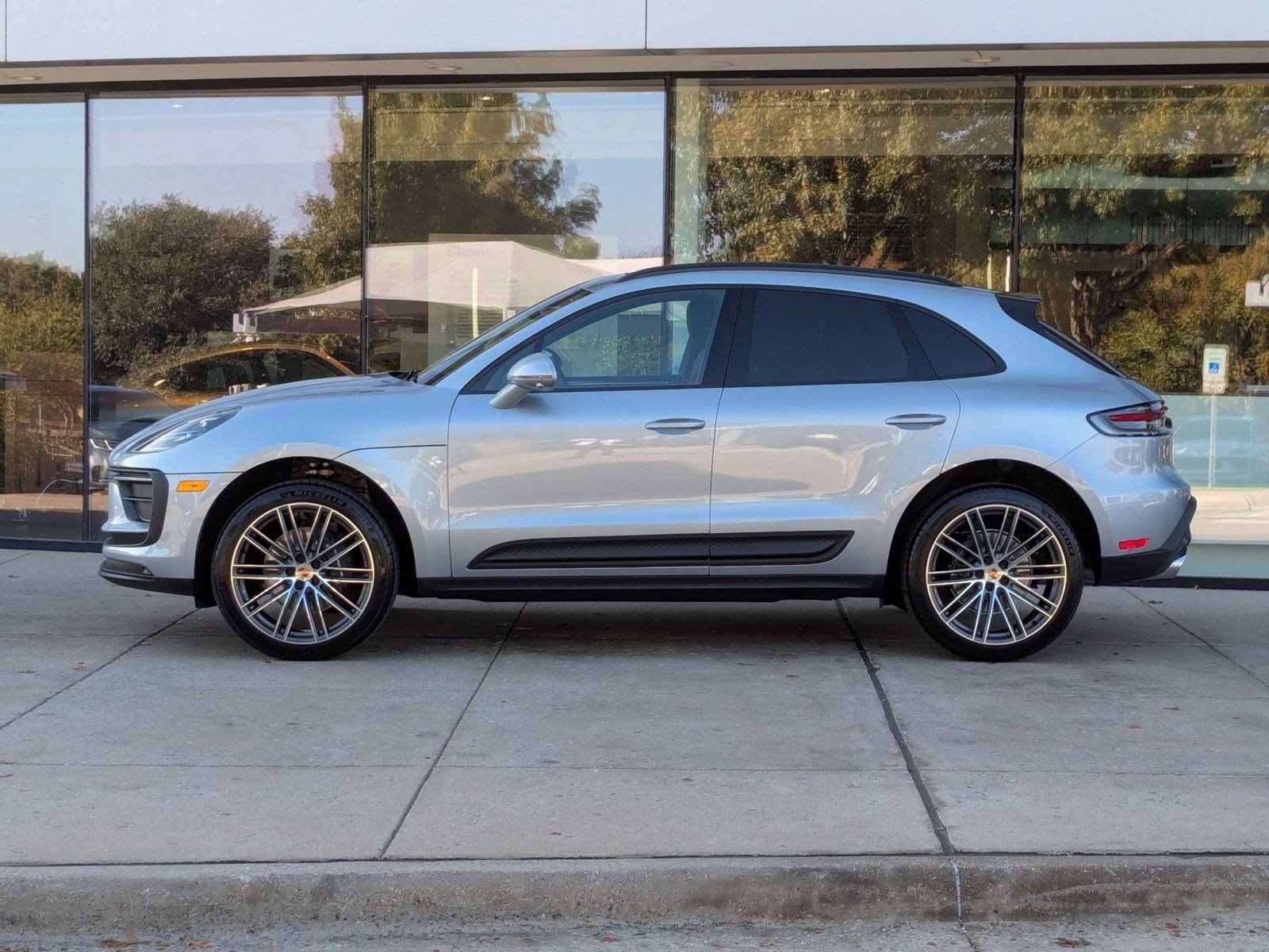 Certified 2026 Porsche Macan AWD/4WD video 2
