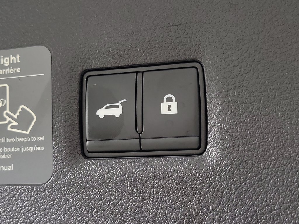 Used 2023 INFINITI QX55 Sensory w/ Lighting Package AWD/4WD image 8