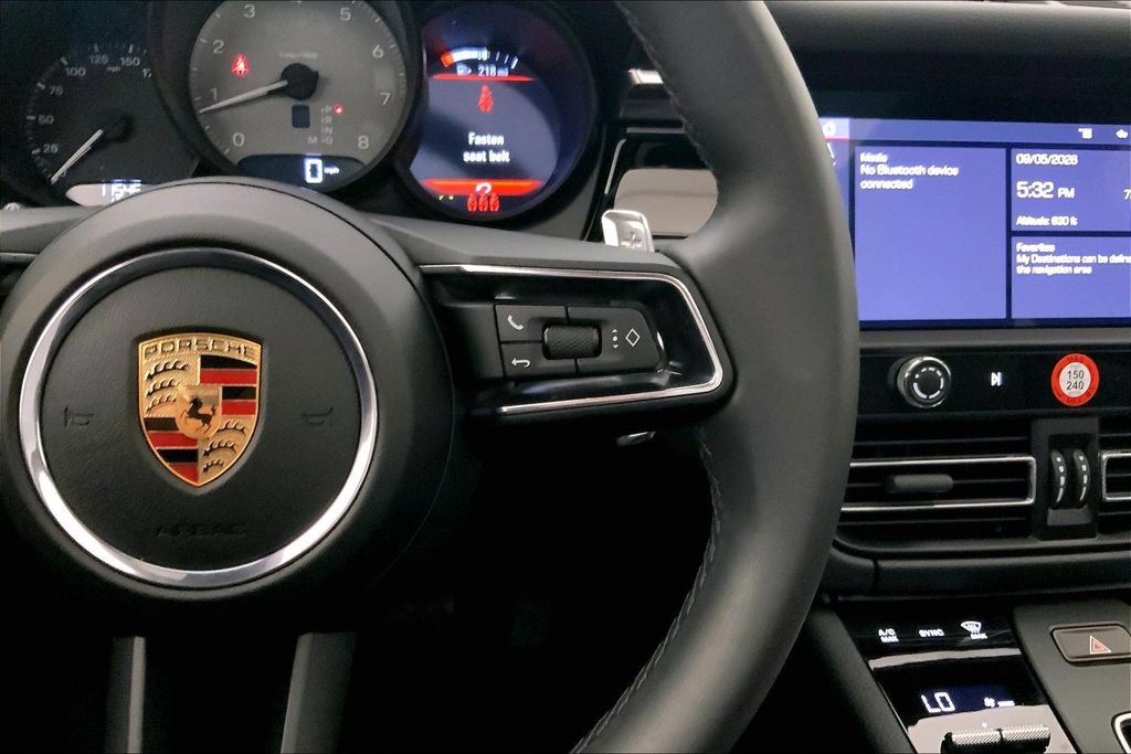 Used 2025 Porsche Macan S AWD/4WD image 19