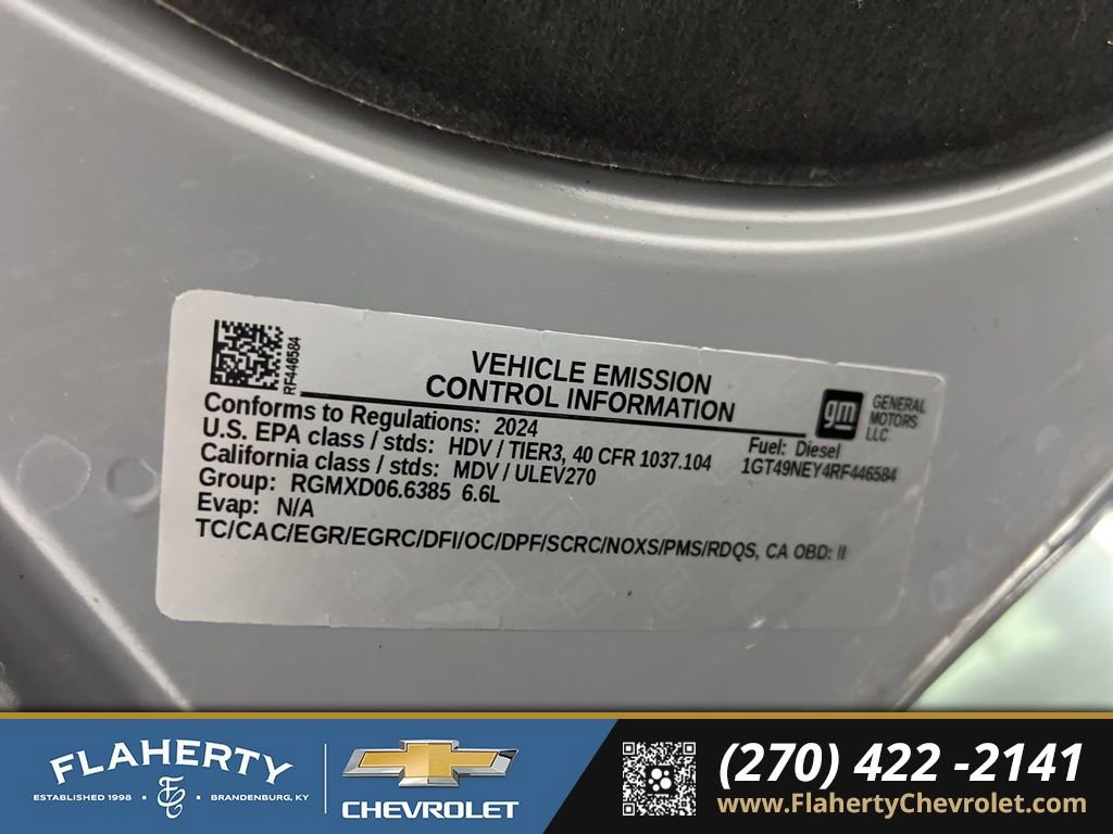 Used 2024 GMC Sierra 2500 SLT w/ SLT Premium Package image 17