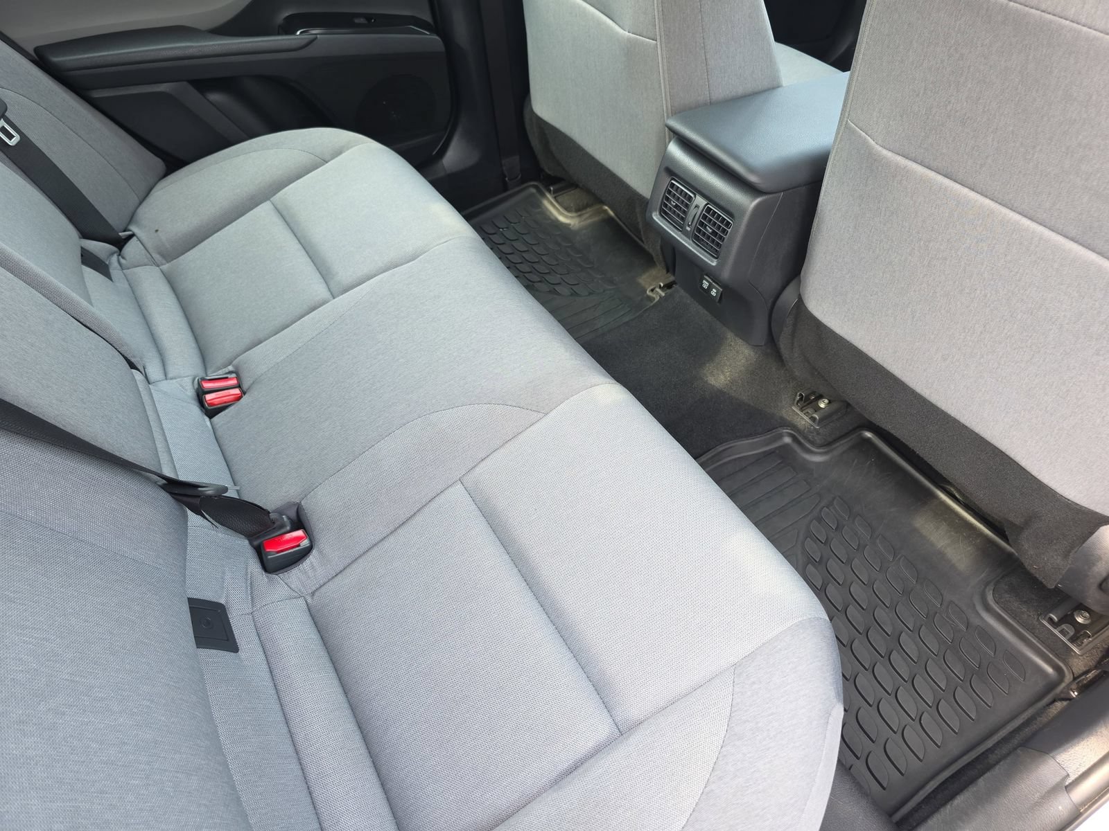 Used 2026 Toyota Camry LE w/ Convenience Package FWD image 11