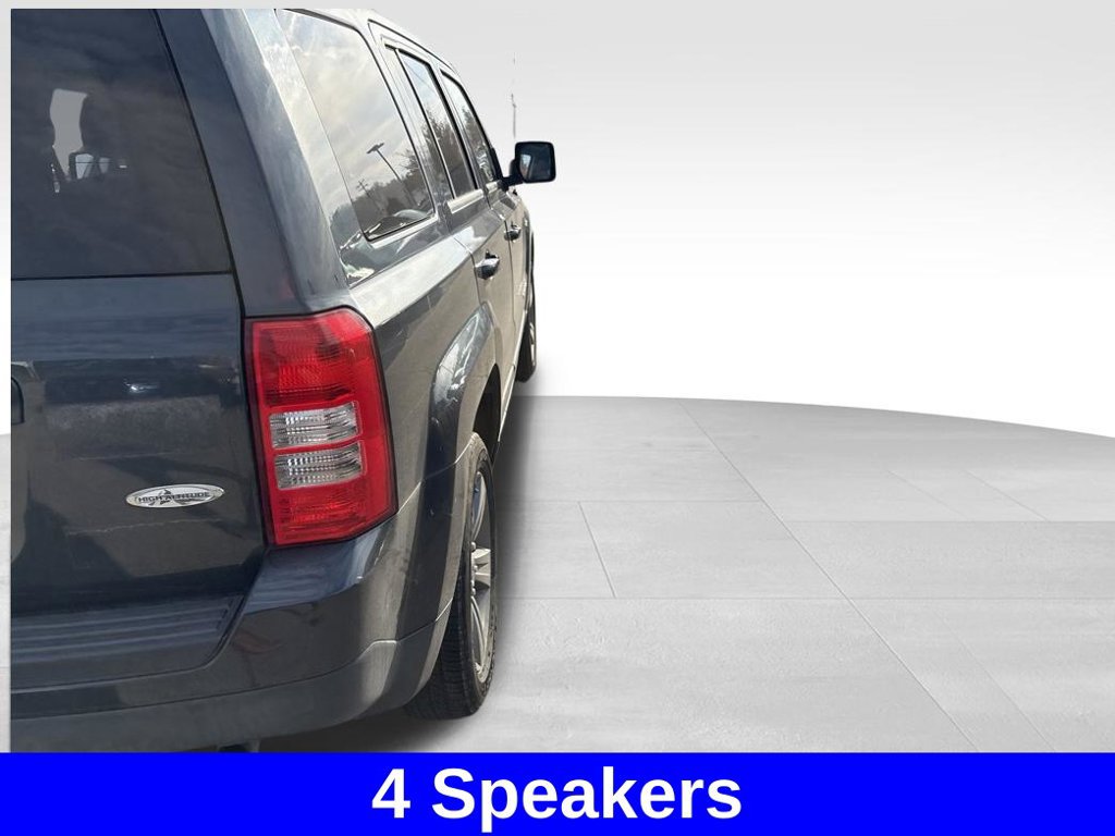 Used 2015 Jeep Patriot High Altitude AWD/4WD image 5