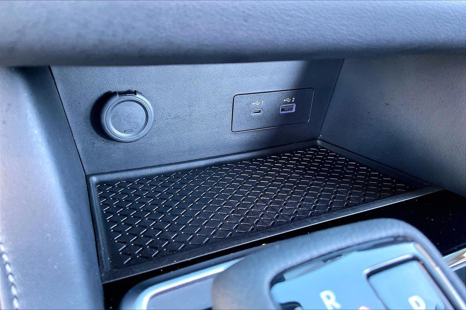 Used 2025 Nissan Pathfinder SV w/ SV Premium Package image 32