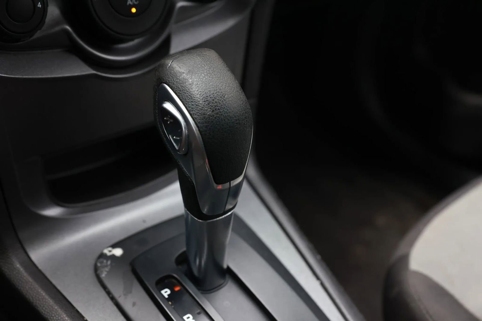 Used 2017 Ford Fiesta S FWD image 37