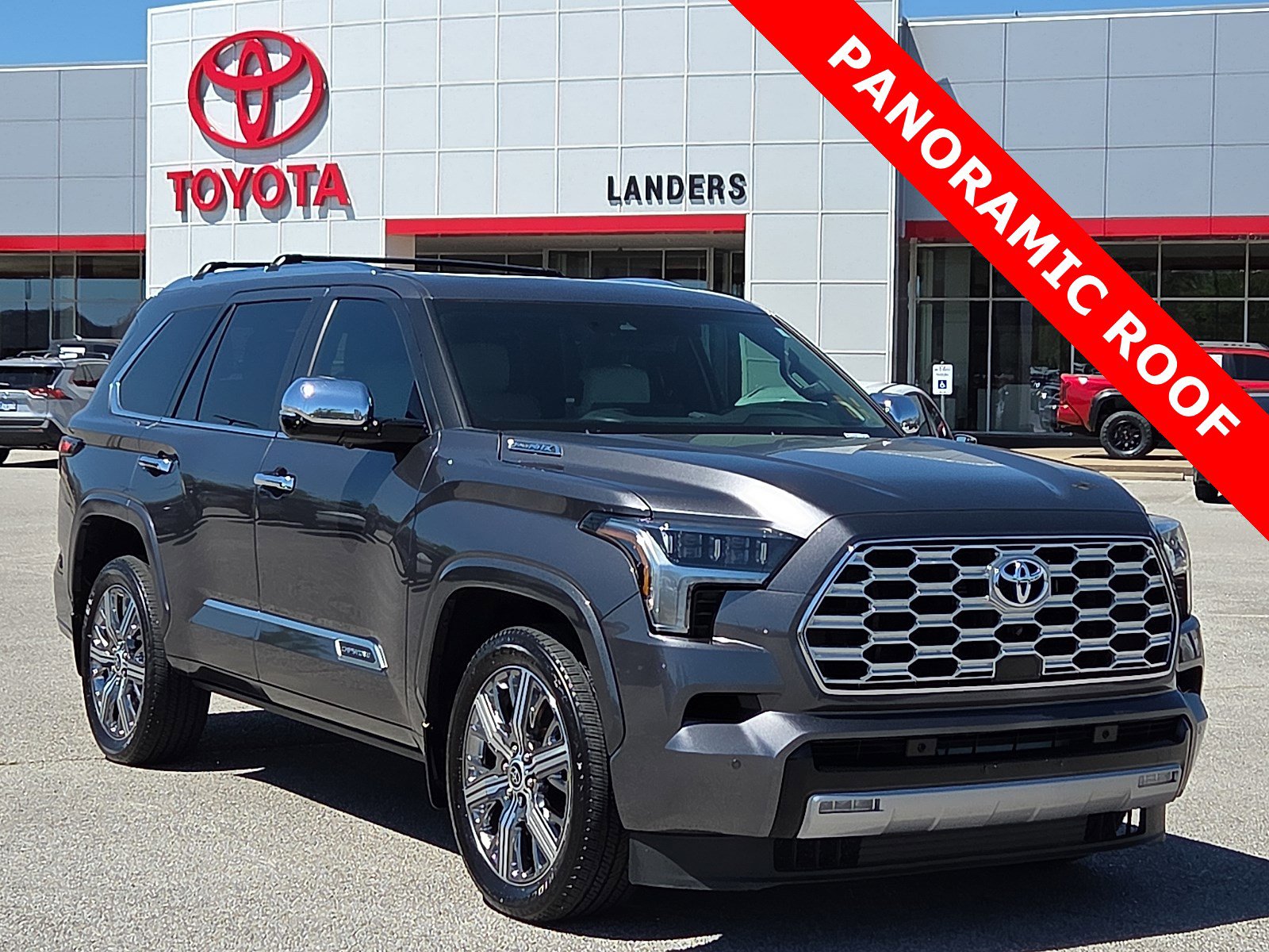 Used 2024 Toyota Sequoia Capstone AWD/4WD image 1